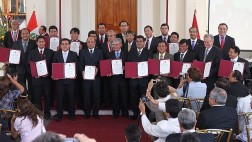 Cacicazgos regionales tras el botín sin control del canon