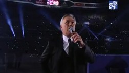 Ancelotti cantó la canción de la 'Décima' en el Bernabeú
