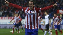DT Tabárez calificó como "brillante" el juego de Diego Godín