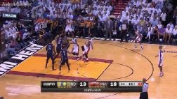 Mira como LeBron James burla a todo el equipo de los Pacers