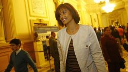 Cecilia Tait: “A Nadine Heredia le han adelantado premio”