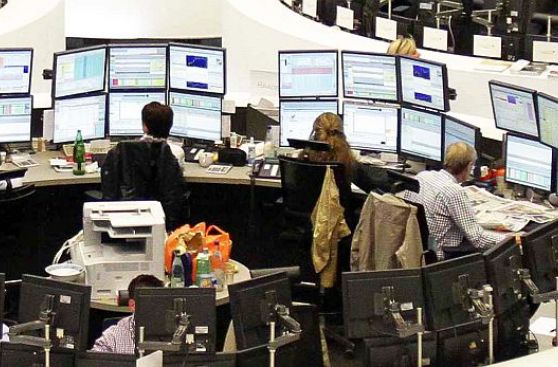 Bolsas europeas suben a niveles no vistos desde hace 14 meses