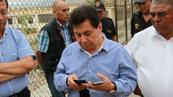 Congresista usó celular dentro de penal con bloqueador de señal
