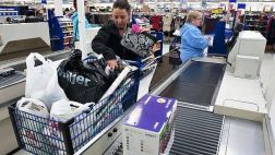 Gasto de consumo en EE.UU. se contrajo sorpresivamente en abril