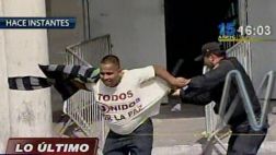 Barristas se enfrentaron a pedradas en 'clásico por la paz'