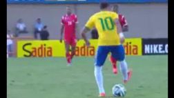 Neymar regaló fenomenal taco en gol de Hulk ante Panamá