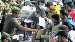 Santos promete eliminar el servicio militar si logra la paz