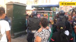 Municipio de Lima arremetió contra ambulantes en Mesa Redonda