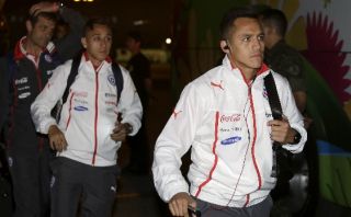 Federación de Chile descarta lesión al hombro de Alexis Sánchez