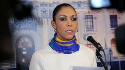 Cenaida Uribe pide que pleno defina hoy si la suspenden o no