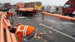 Evitamiento: camión mediano se volcó y causó gran congestión