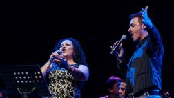Eva Ayllón cantó "María Landó" junto a Pedro Aznar