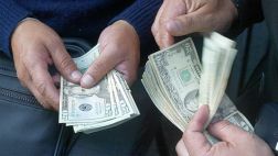 Precio del dólar bajó un 0,07% y cerró en S/.2,804