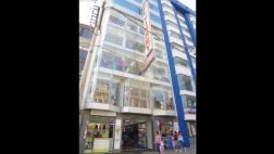 Cuatro personas quedaron atrapadas en ascensor de La Victoria