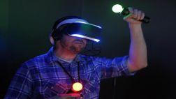 El casco de realidad virtual de Sony llegará en el 2015