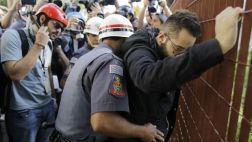Brasil: Policía detuvo una marcha hacia el Arena Corinthians