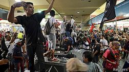 Río de Janeiro: Manifestantes bloquearon ingreso del aeropuerto