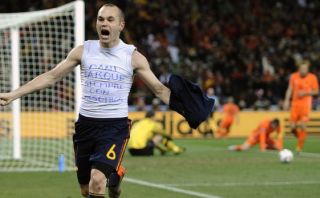 España-Holanda: el golazo de Iniesta en final del Mundial 2010