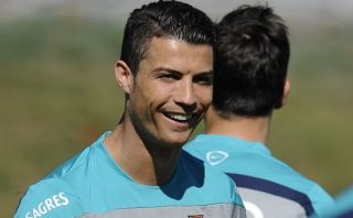 Cristiano Ronaldo entrenó hoy con normalidad junto a Portugal