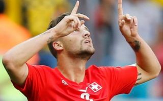 Crónica: Suiza fue un reloj y selló el 2-1 en el minuto final