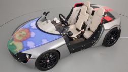 Toyota Camatte ahora con capot LED que plasma tus dibujos