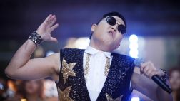 PSY animará a la afición surcoreana en su debut en el Mundial