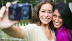 Facebook lanza app para compartir selfies 'autodestructivos'