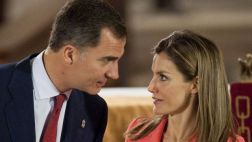 Detalles de una austera proclamación en una España en crisis