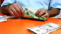 Dólar sube a S/.2,797 y BVL comienza jornada con avance
