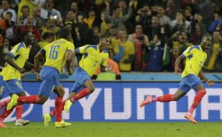 Ecuador venció 2-1 a Honduras en duelo de Mundial Brasil 14