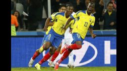 Enner Valencia le da vida a Ecuador, que sueña con los octavos