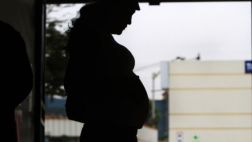 Peruanas ofrecen alquilar su vientre a S/.70 mil en internet
