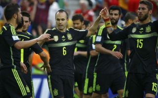 España goleó 3-0 a Australia y se despidió con triunfo
