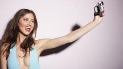 Mostrar lo necesario: Conoce más de los selfies 'Underboob'