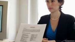 ¿Buscas trabajo? Cinco cosas que no debes incluir en tu CV