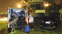 Así fue el arribo de Suárez a casa en Uruguay tras la sanción