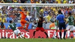 Memo Ochoa se consagró con esta espectacular atajada