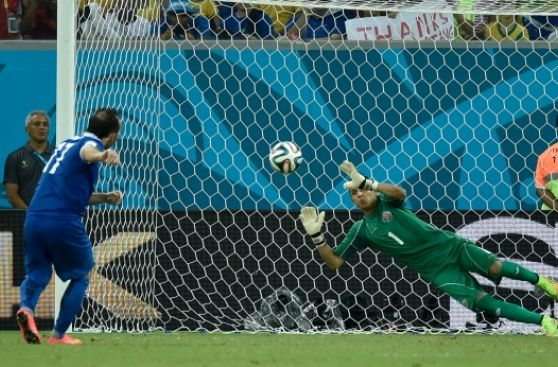 CRÓNICA: Keylor Navas lleva a la historia a Costa Rica