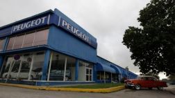 Cuba vendió solo 50 carros tras seis meses de reforma