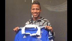 Andy Polo ya posa con la camiseta de Millonarios de Colombia