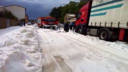 España vive una inusual granizada en pleno verano