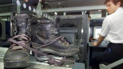 Terrorismo: EE.UU. pide revisión extrema de celulares y zapatos