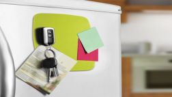Sticky Pad: pegar objetos nunca fue más necesario