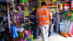 Sunat intervino almacenes clandestinos en Santa Beatriz