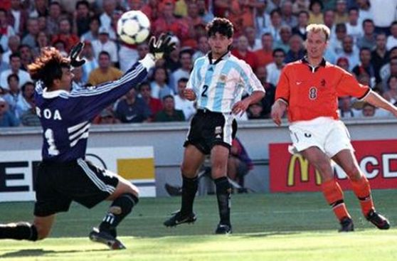 Bergkamp y el gol que los argentinos aún no pueden olvidar
