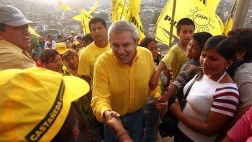 Luis Castañeda inscribió su candidatura a Municipalidad de Lima