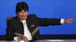 Evo Morales se queja de que algunas plazas aún se llamen Colón