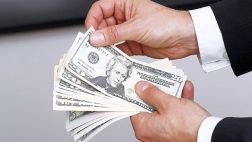 El dólar baja y la BVL opera mixta al inicio de sesión