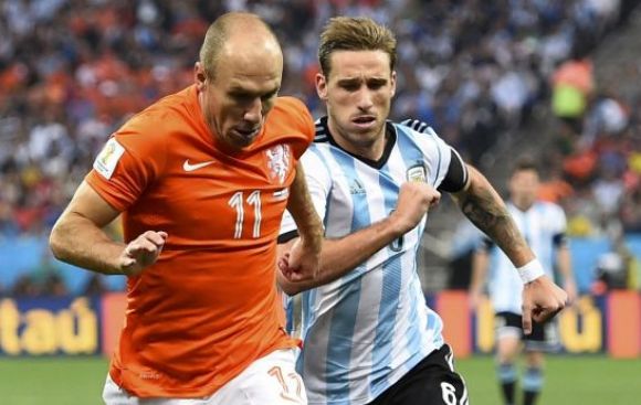Argentina finalista: ganó 4-2 a Holanda en los penales