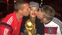 Rihanna celebró con el plantel alemán el tetracampeonato